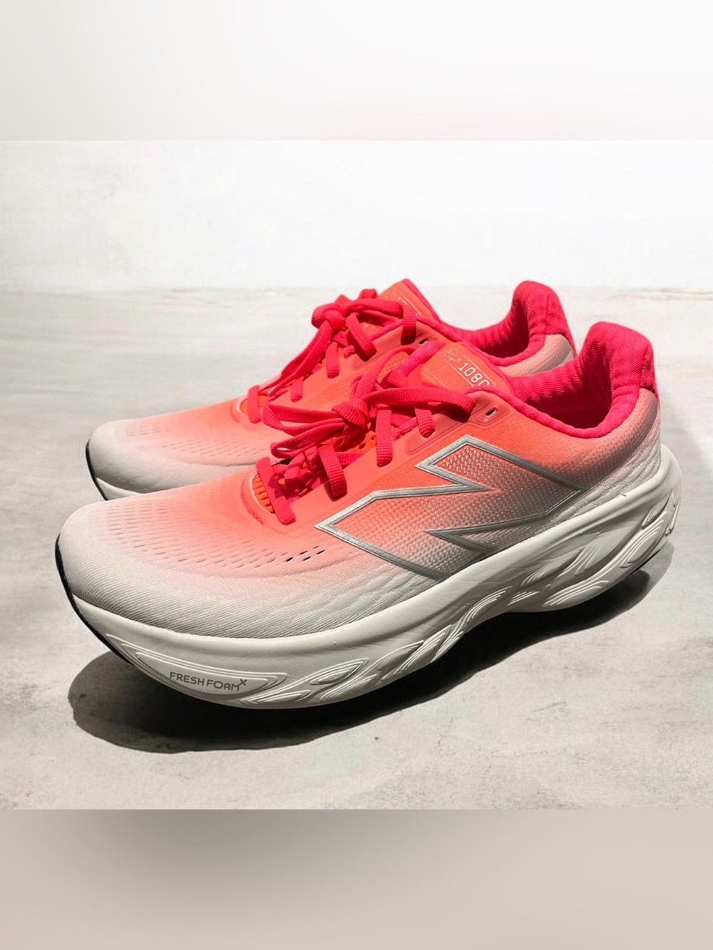 New Balance Fresh Foam X 1080 Women’s Running Shoes Pink Coral Size 10 NWOB